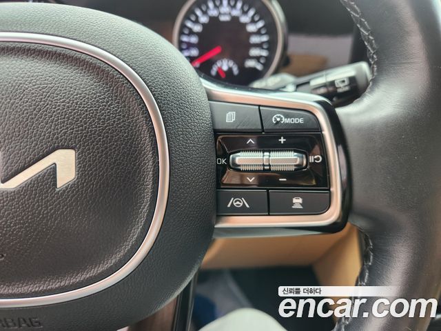 Kia Carnival (IV) Gasoline 9-Seater Prestige 2023 — фото 8