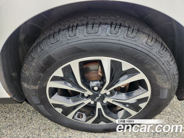 Kia Carnival (IV) Gasoline 9-Seater Prestige 2023 — фото 22