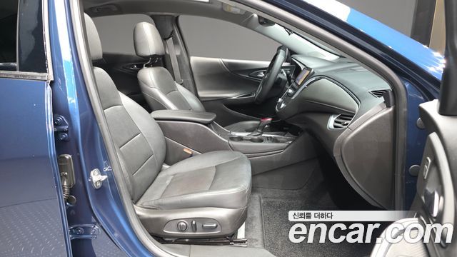 Chevrolet Malibu 2.0 Turbo Premier Special 2019 — фото 11