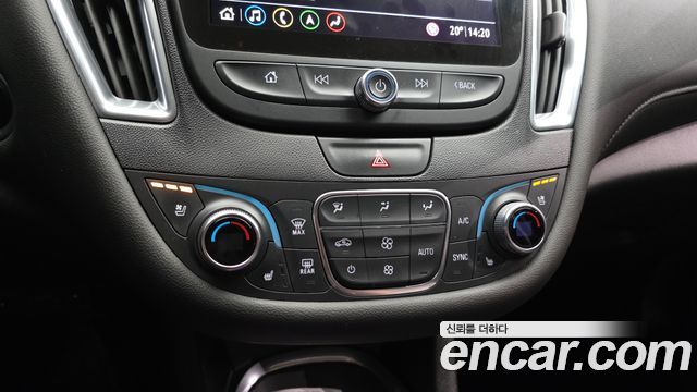 Chevrolet Malibu 2.0 Turbo Premier Special 2019 — фото 17