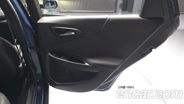 Chevrolet Malibu 2.0 Turbo Premier Special 2019 — фото 25