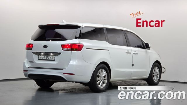 Kia Carnival 11-seater Deluxe 2015 — фото 2
