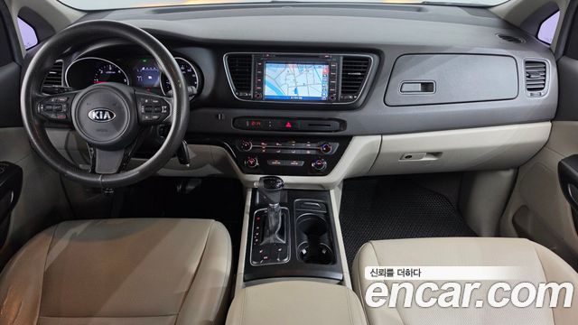Kia Carnival 11-seater Deluxe 2015 — фото 7