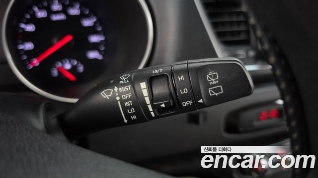 Kia Carnival 11-seater Deluxe 2015 — фото 29