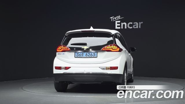 Chevrolet Bolt EV EV LT DLX 2019 — фото 4