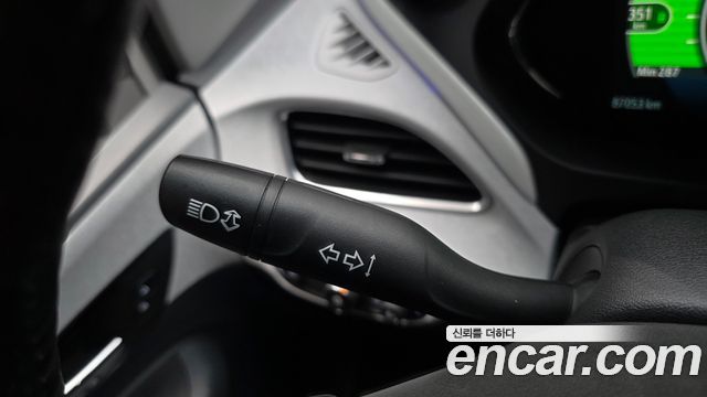 Chevrolet Bolt EV EV LT DLX 2019 — фото 23