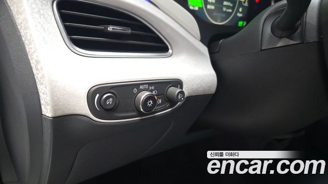 Chevrolet Bolt EV EV LT DLX 2019 — фото 24