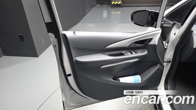 Chevrolet Bolt EV EV LT DLX 2019 — фото 30
