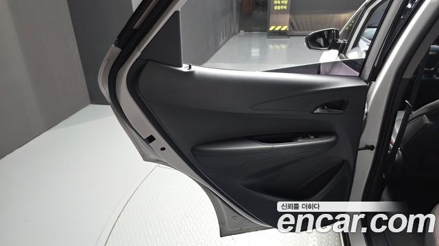 Chevrolet Bolt EV EV LT DLX 2019 — фото 31