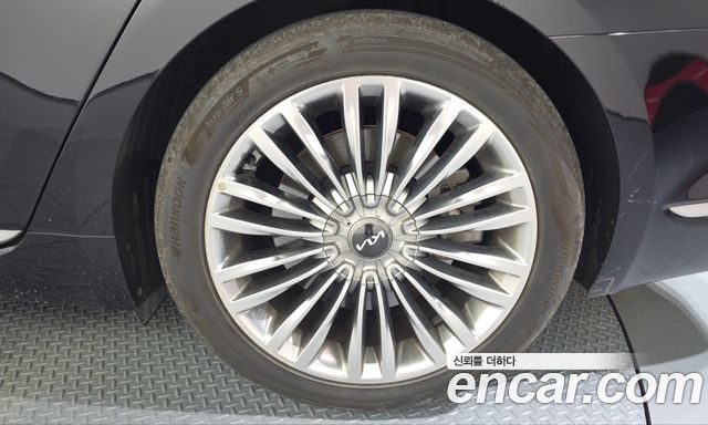 Kia K9 3.8 GDI AWD PlatinumⅡ 2019 — фото 21