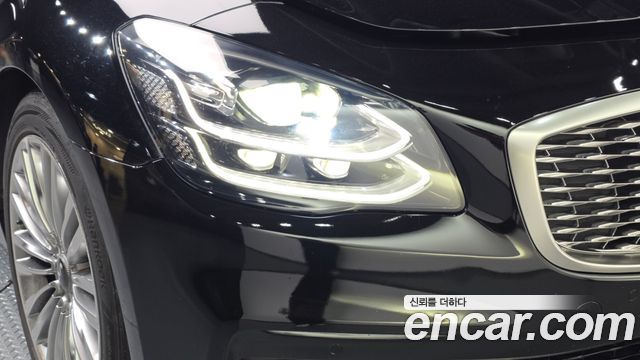 Kia K9 3.8 GDI AWD PlatinumⅡ 2019 — фото 22