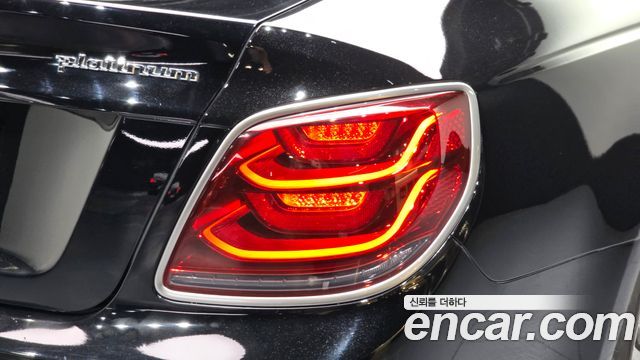 Kia K9 3.8 GDI AWD PlatinumⅡ 2019 — фото 23