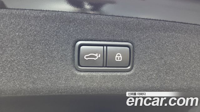 Kia K9 3.8 GDI AWD PlatinumⅡ 2019 — фото 27