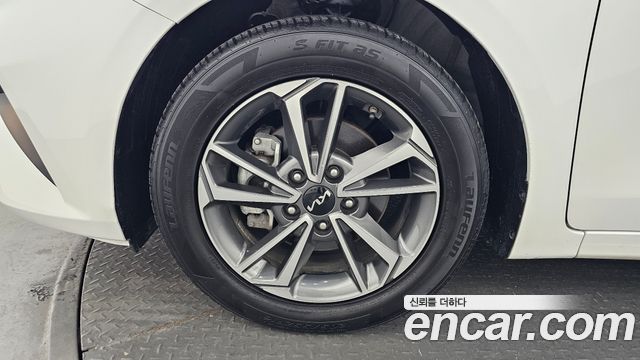 Kia K3 (II) 1.6 Trendy 2023 — фото 5