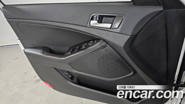 Kia K5 Luxury Trendy 2014 — фото 24