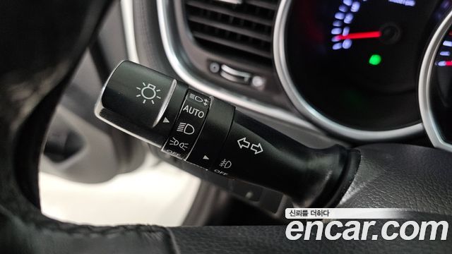Kia K5 Luxury Trendy 2014 — фото 30