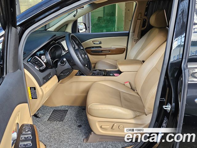Kia Carnival 9-seater Hi-Limousine Prestige 2015 — фото 7