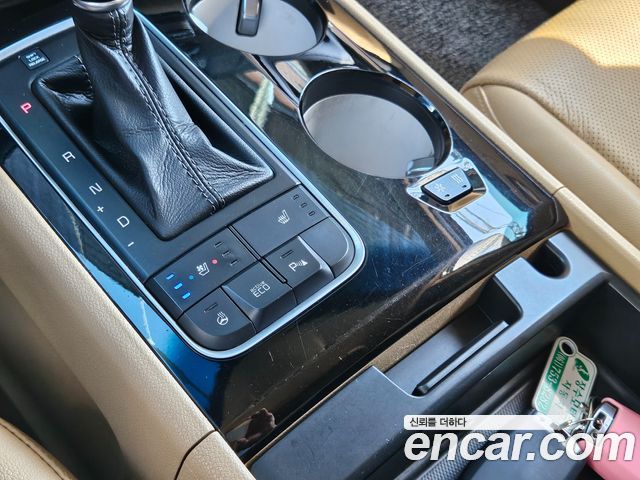 Kia Carnival 9-seater Hi-Limousine Prestige 2015 — фото 9