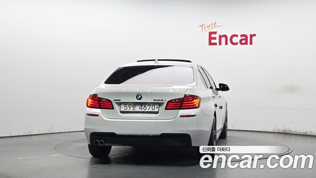 BMW 5 Series (F10) 528i xDrive 2015 — фото 4