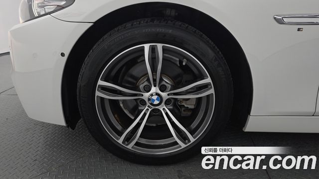 BMW 5 Series (F10) 528i xDrive 2015 — фото 5