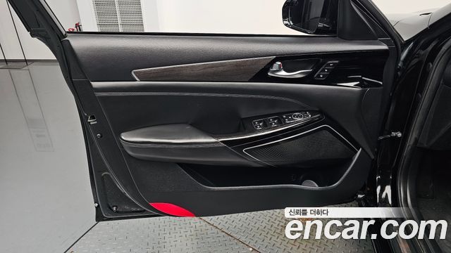 Kia K7 Premier 2.5 GDI Noblesse 2021 — фото 24