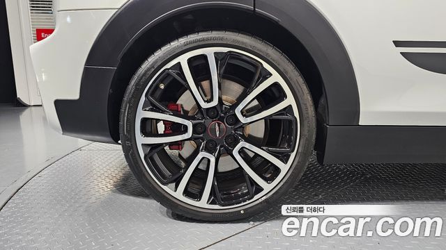 MINI Cooper S Clubman JCW 2nd Gen 2024 — фото 5
