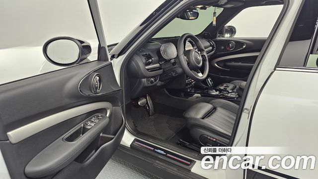 MINI Cooper S Clubman JCW 2nd Gen 2024 — фото 10