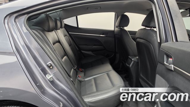 Hyundai Avante (AD) 1.6 Style 2019 — фото 11
