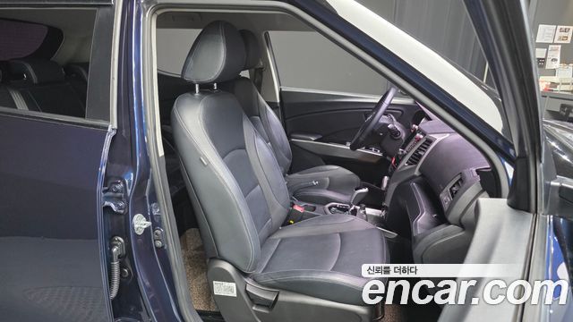 KG Mobility (SsangYong) Tivoli Diesel VX 2WD 2016 — фото 12