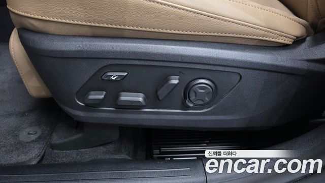 Kia Sorento (IV) Gasoline 2.5T 4WD Signature X Line 2026 — фото 31