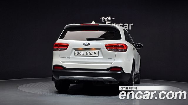 Kia Sorento Diesel 2.2 2WD Noblesse Special 2017 — фото 4