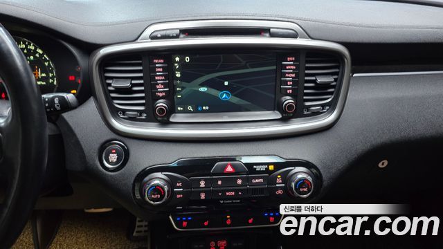Kia Sorento Diesel 2.2 2WD Noblesse Special 2017 — фото 14