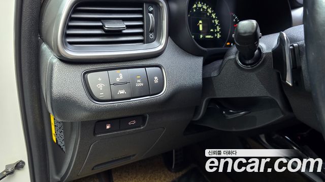 Kia Sorento Diesel 2.2 2WD Noblesse Special 2017 — фото 18
