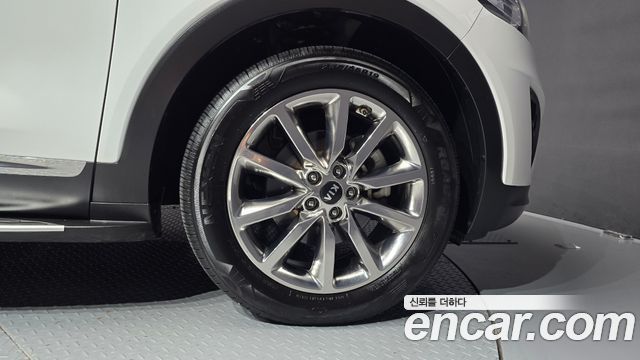 Kia Sorento Diesel 2.2 2WD Noblesse Special 2017 — фото 21