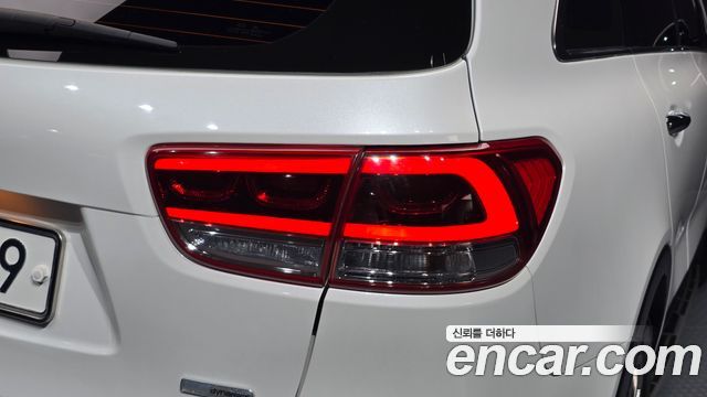 Kia Sorento Diesel 2.2 2WD Noblesse Special 2017 — фото 23