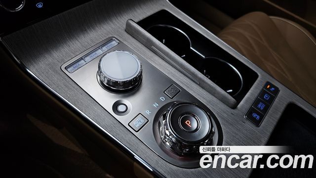 Genesis G80 (RG3) Gasoline 2.5 Turbo AWD 2025 — фото 9