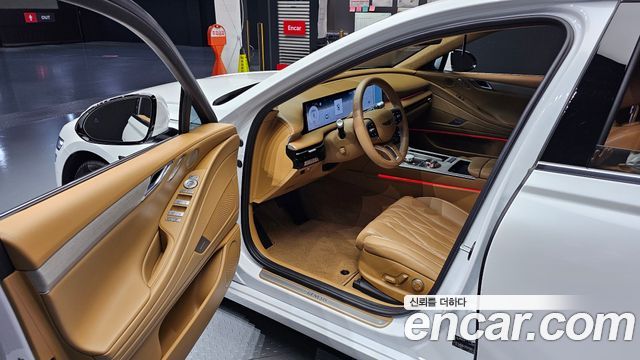 Genesis G80 (RG3) Gasoline 2.5 Turbo AWD 2025 — фото 10