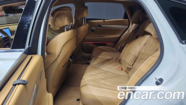 Genesis G80 (RG3) Gasoline 2.5 Turbo AWD 2025 — фото 11