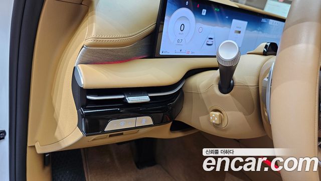 Genesis G80 (RG3) Gasoline 2.5 Turbo AWD 2025 — фото 16