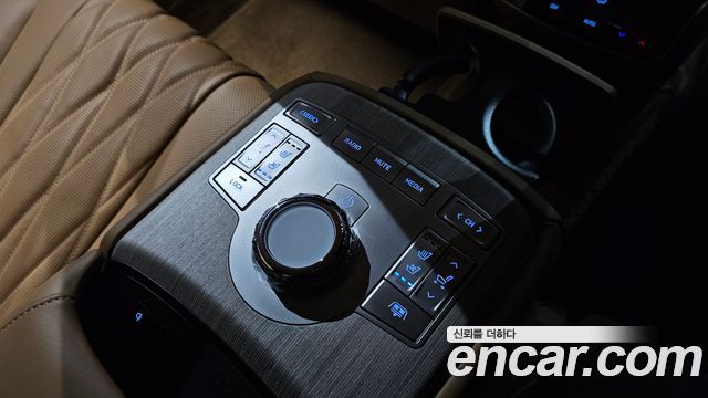 Genesis G80 (RG3) Gasoline 2.5 Turbo AWD 2025 — фото 17