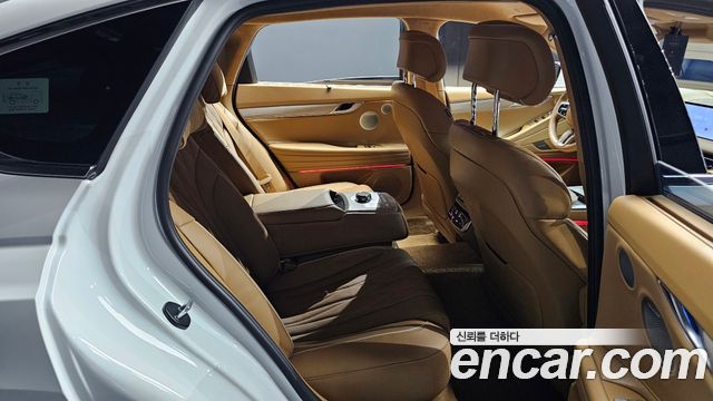 Genesis G80 (RG3) Gasoline 2.5 Turbo AWD 2025 — фото 26