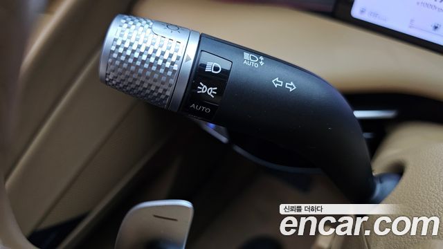 Genesis G80 (RG3) Gasoline 2.5 Turbo AWD 2025 — фото 29