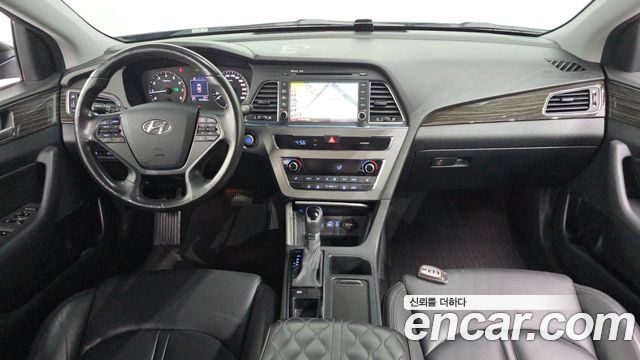 Hyundai Sonata (LF) 2.0 Smart 2015 — фото 7