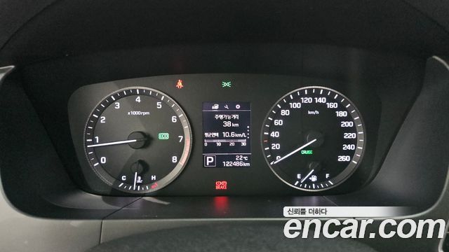 Hyundai Sonata (LF) 2.0 Smart 2015 — фото 8