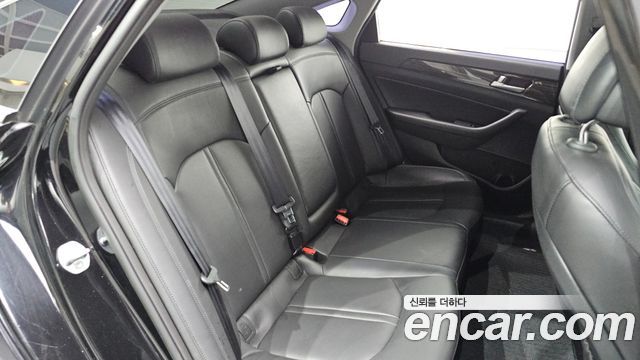 Hyundai Sonata (LF) 2.0 Smart 2015 — фото 18
