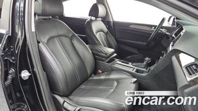 Hyundai Sonata (LF) 2.0 Smart 2015 — фото 19