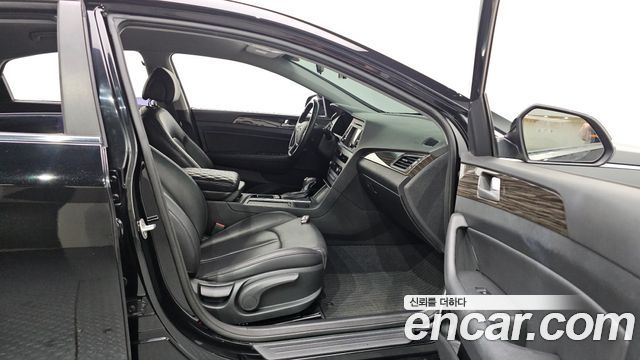 Hyundai Sonata (LF) 2.0 Smart 2015 — фото 26