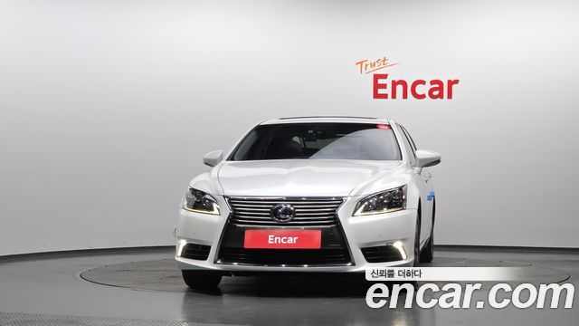 Lexus LS460 AWD XF40 2016 — фото 3