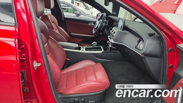 Kia Stinger 3.3 Turbo AWD GT 2018 — фото 11