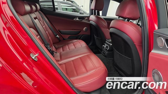 Kia Stinger 3.3 Turbo AWD GT 2018 — фото 12